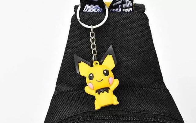 Rucksäcke & Taschen-Pkm.store Pokemon Schultertasche, Slingbag Unisex, Verschiedene Farben Weis | Gelb | Blau